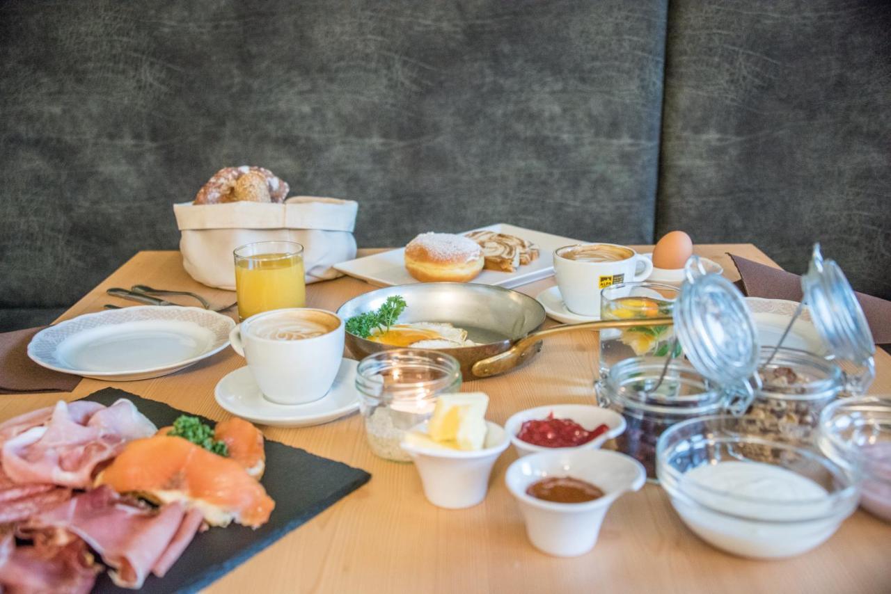 نوفا بونينتي Apparthotel Feldhof - Living And Bistro المظهر الخارجي الصورة