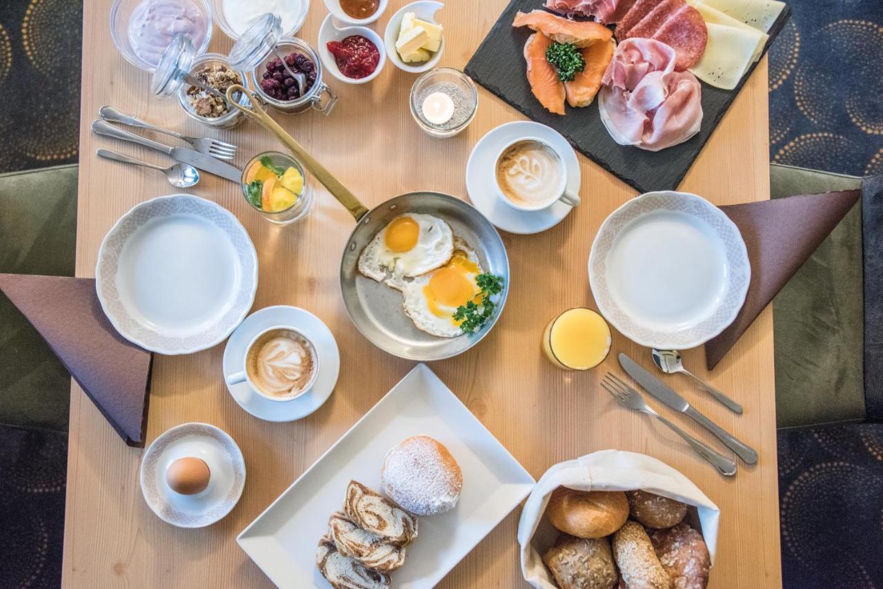 نوفا بونينتي Apparthotel Feldhof - Living And Bistro المظهر الخارجي الصورة