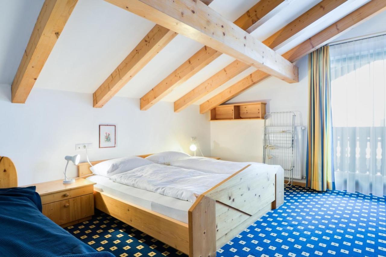 نوفا بونينتي Apparthotel Feldhof - Living And Bistro المظهر الخارجي الصورة