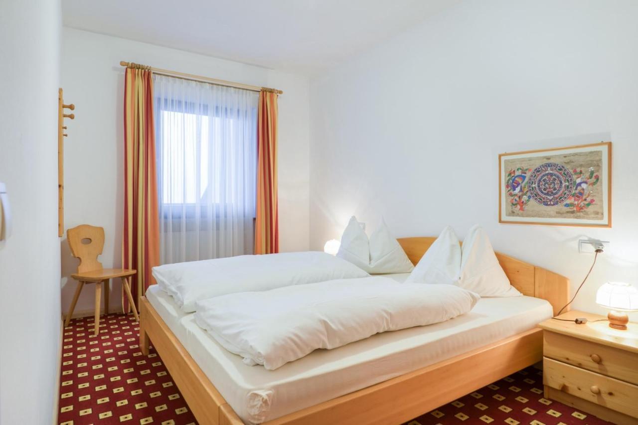نوفا بونينتي Apparthotel Feldhof - Living And Bistro المظهر الخارجي الصورة